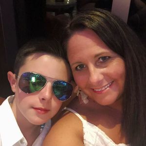 Meet your Posher, Simone